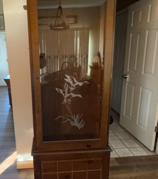 Buck Hunting Gun Sight Cabinet Etched Glass Decal GC07C